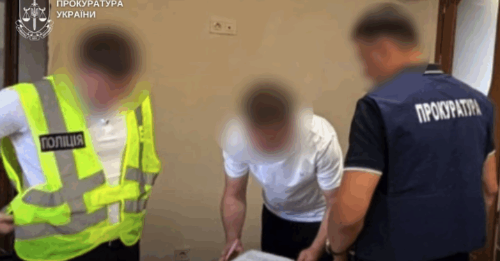 Халатность на таможне: перед судом предстанет сотрудник.