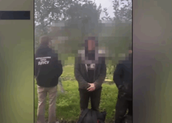 Купили «путь в Молдову» в Telegram: пограничники остановили пятерых мужчин.