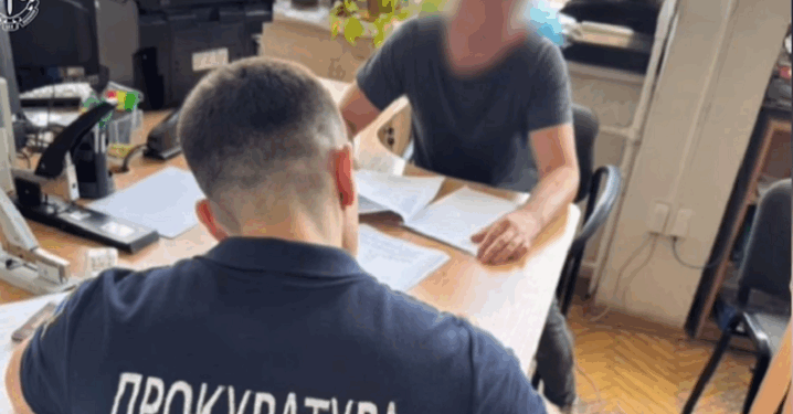 На Буковине чиновники незаконно приватизировали участки на сумму свыше 13 миллионов гривен.