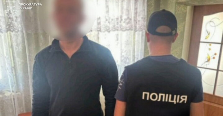 В румынской Буковине полицейский пытался торговать фальшивыми водительскими правами за 500 евро: но коррупцию раздавили на корню.